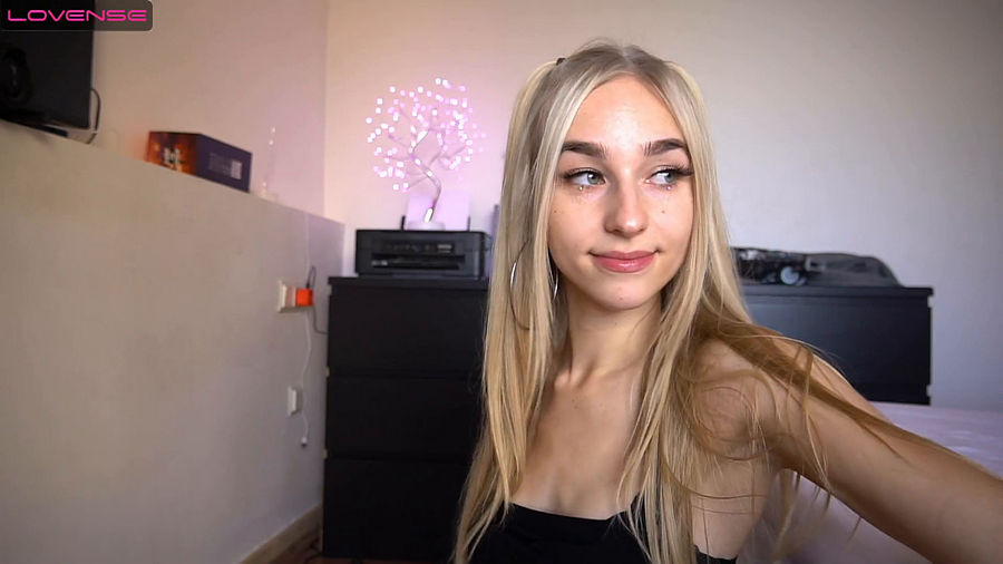 CD  First Rimjob Ever On Camera (Onlyfans) FullHD 1080p