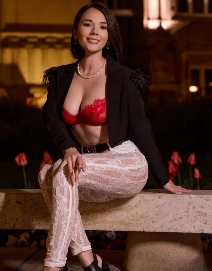   Eve Sweet      