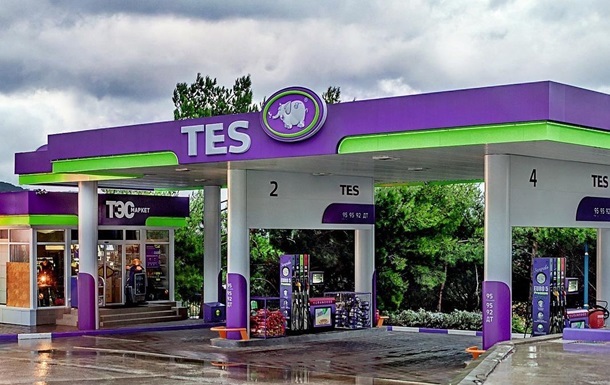 На крымских АЗС исчезли все марки бензина - СМИ