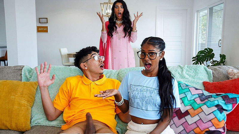 BrazzersExxtra/Brazzers: Jasmine Sherni, Fae Love: Strictly Her Stepsister [FullHD 1080p]