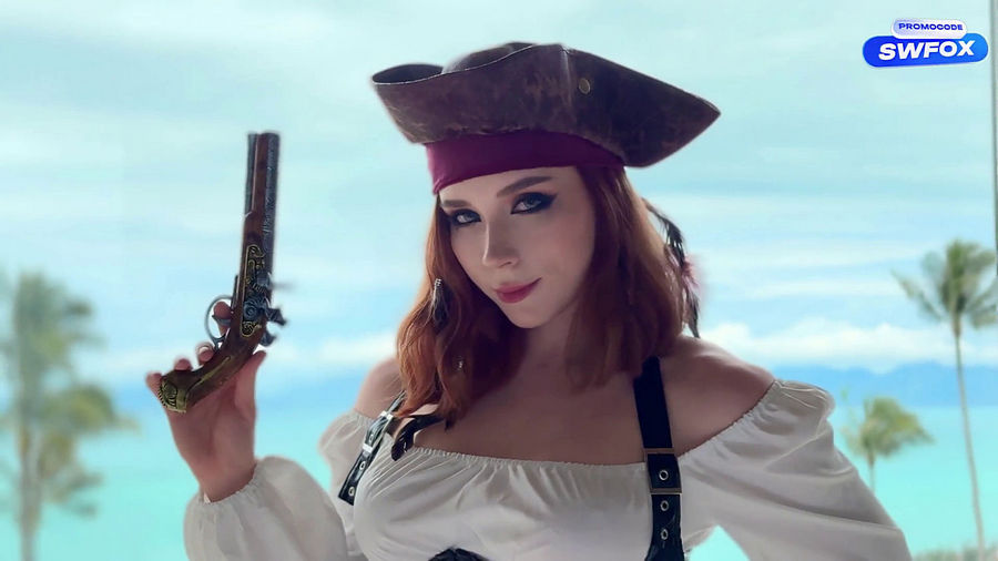 The True Treasure Was Under Captain Sweetie Fox s Panties Sweetie Fox (Onlyfans) FullHD 1080p