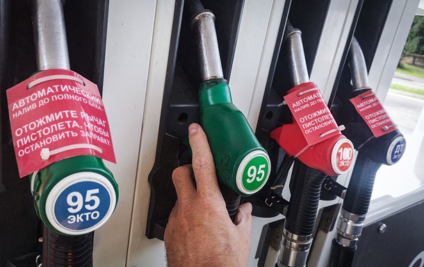В России зафиксирован один из крупнейших за 10 лет скачков цен на бензин