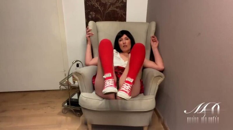 Miss-Doertie - Bitte bewichs?mich - Ich zeig dir wie [HD 720P]  (MyDirtyHobby)