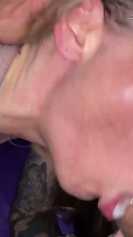 Mia_Engel_Official - ICH & DER REST DER WELT IM PORNOKINO - Facial Deepthroat Crea... [SD 608P]  (MyDirtyHobby)