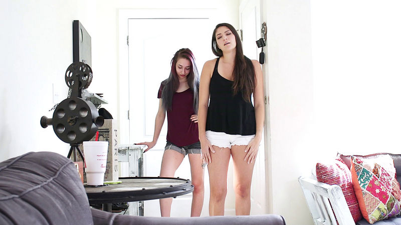 House Guests (Clips4sale) FullHD 1080p House Guests (Clips4sale) FullHD 1080p