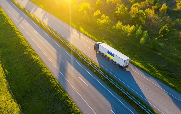 Импорт в Украине вдвое превысил экспорт