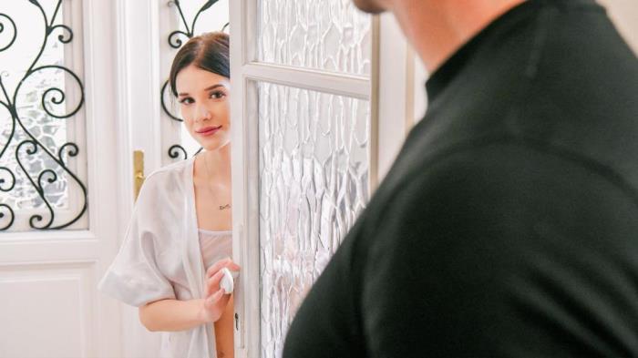 Sophie Weber - Sophie Weber Lusts for Neighbor's Cock [FullHD 1080p]