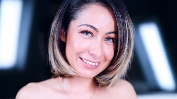 Athena Amour - Athena Amour is Back at Amateur Allure to Show Off Her Assets, While Sucking, Fucking and Swallowing [FullHD 1080p]