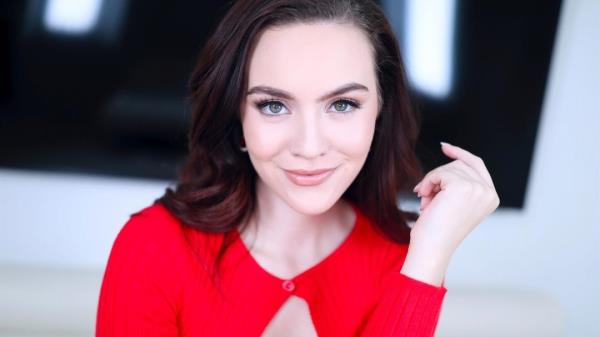 Freya Parker - Amateur Allure Welcomes Back Freya Parker to Suck, Fuck and Swallow a Hot Load of Cum [FullHD 1080p]