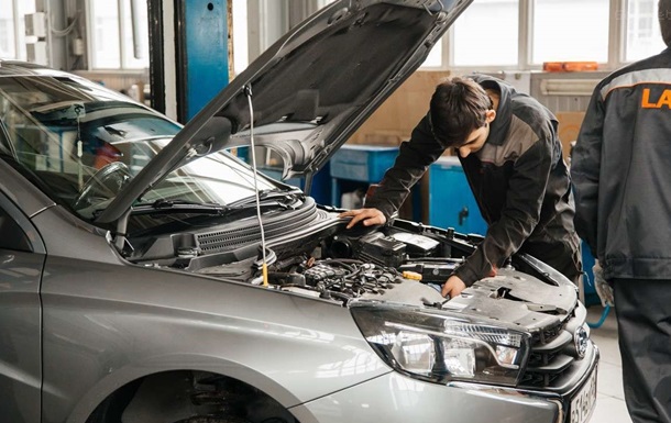 Российский автогигант проигрывает рынок китайским брендам - СЗРУ