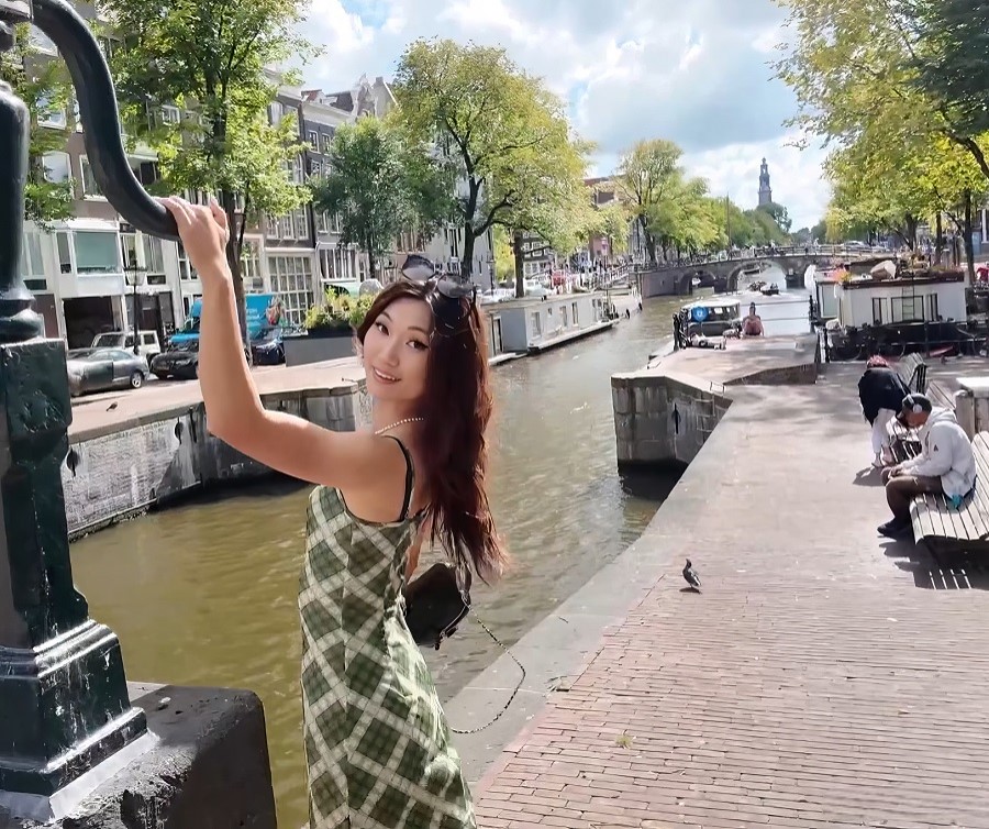 Lucy Mochi Fuck VLOG From Amsterdam