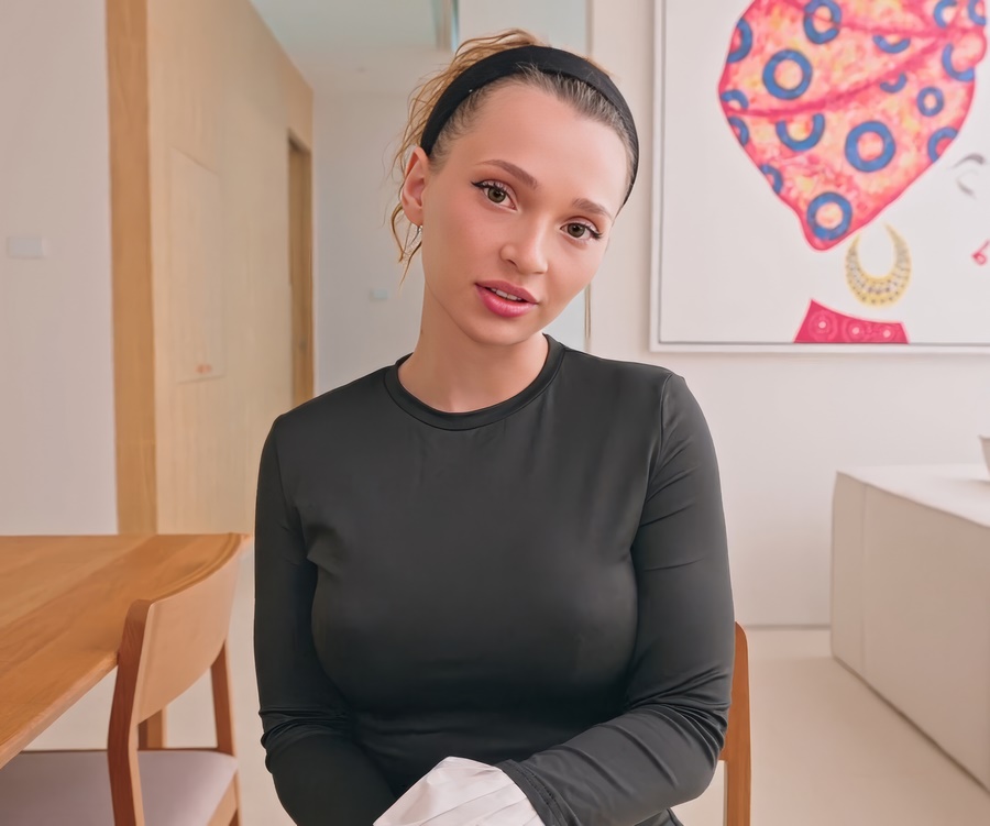 Maya Lis Hot Babysitter Wanted a Job