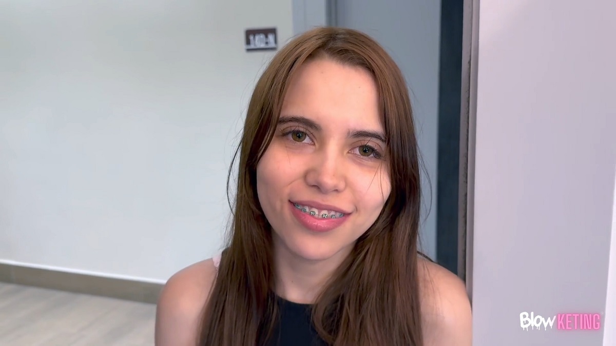 Celestiadoll - Colombian with the face of an angel sucking to become famous on Onlyfans - Blowjob