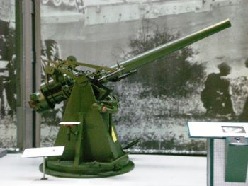 Anti-aircraft Gun 3 inch 20cwt AA Mk.III (1918) Walk Around