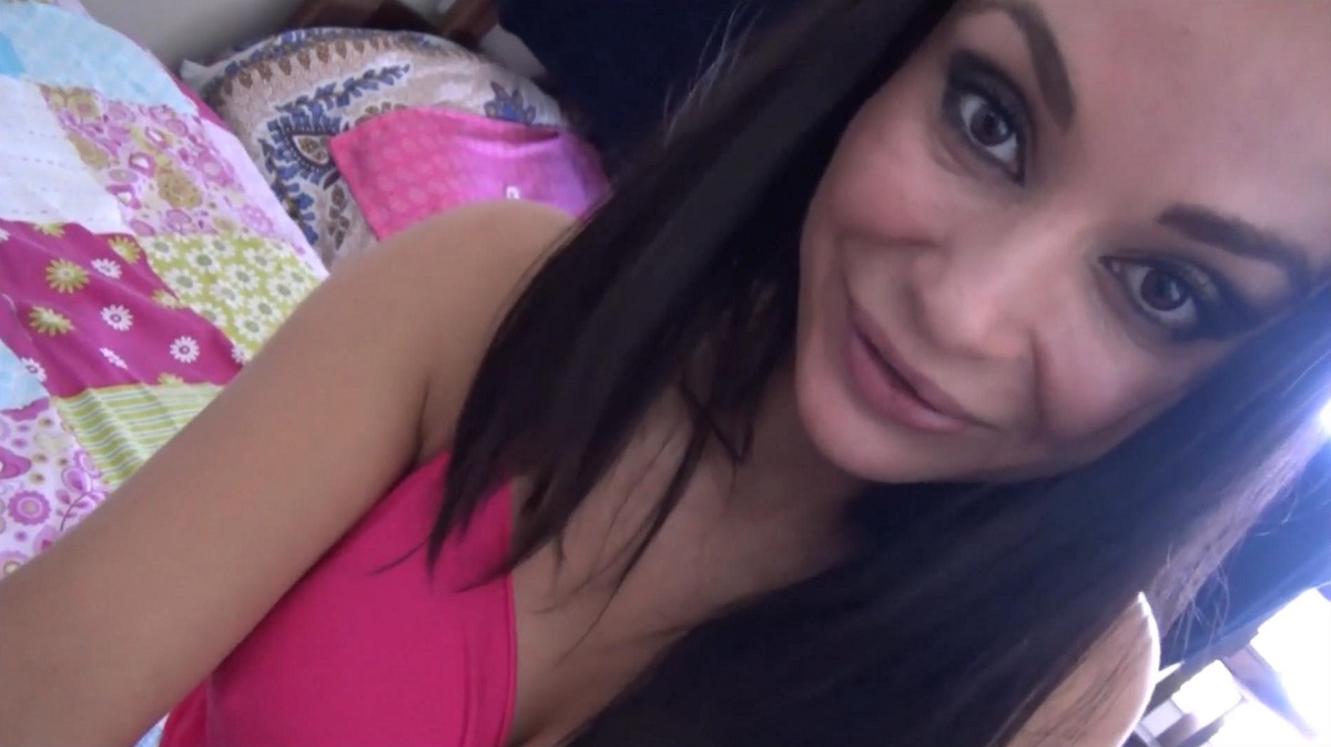 Crystal Rush - Hot Mom In Heat