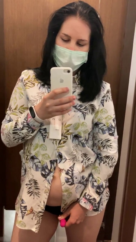 Onlyfans: Pregnant Beauty Masturbates In a Clothing Store And Tries On Dresses AnnaSky (SD) - 2025