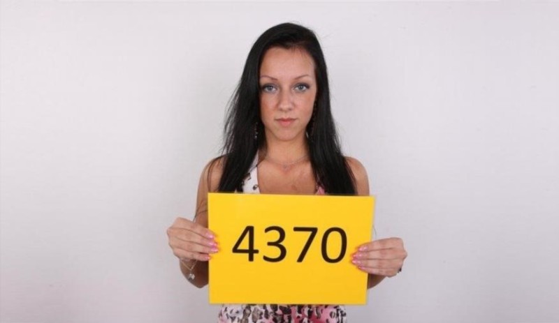 Dominika- Czech Casting 4370  - [245 MB]
