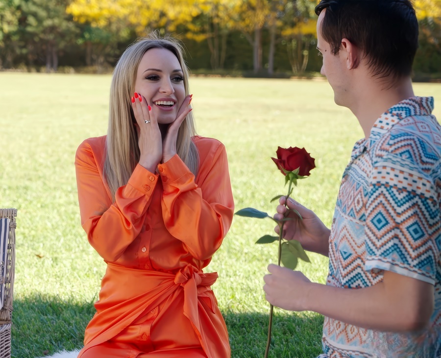 Micky Muffin A Young Guy Took A Beautiful Milf On A Romantic Date