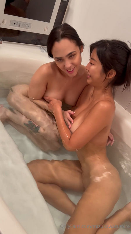 Emiri Momota  19 (Onlyfans) SD 1920p