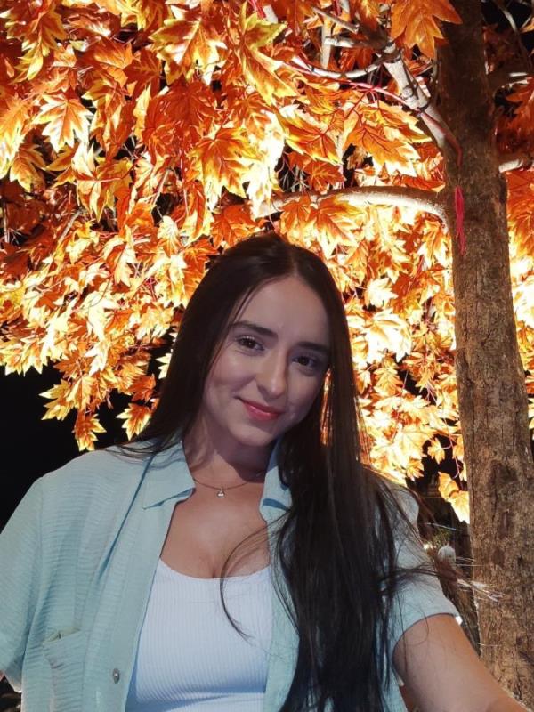 Lughost - Beautiful white girl falls in love with my cock and fucks me deliciously - Blowjob [HD 720p]