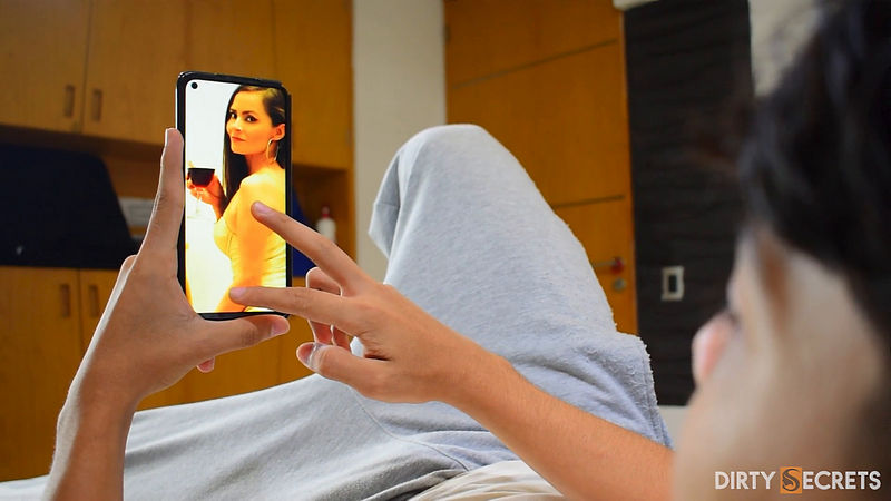 I FUCK LIL TIMMY WHILE MY HUSBAND IS OUT OF THE ROOM Kathy Lee69 (Onlyfans) FullHD 1080p