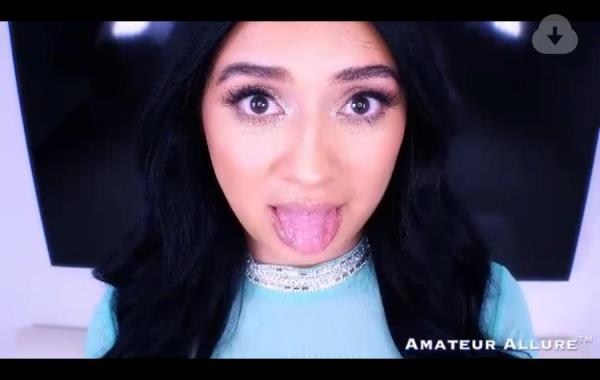 Ophelia Purr - Amateur Allure Introduces Ophelia Purr, Young Beauty Gives Head, Fucks and Swallows a Thick Load [FullHD 1080p]