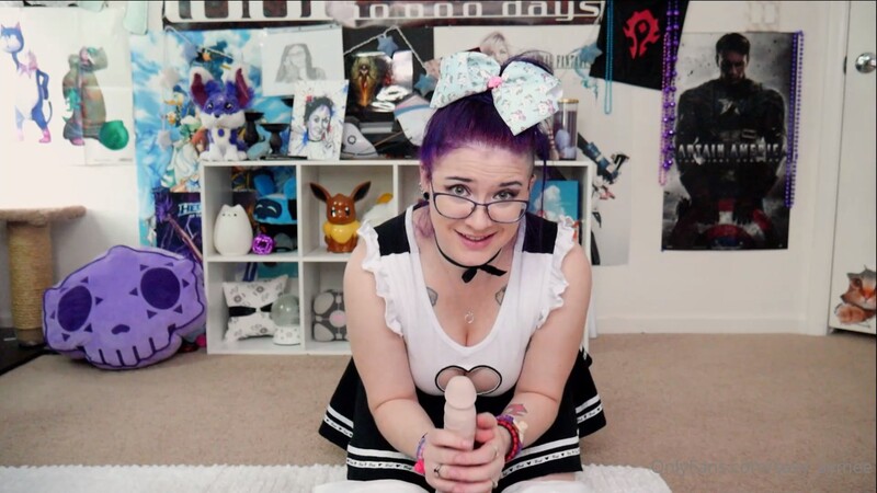 Sexy Aymee - Virgin step-Sister [FullHD 1080P]