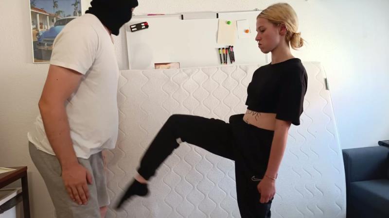 German Balls Busted - Emo Girl Ballbusting [4K 1440P]