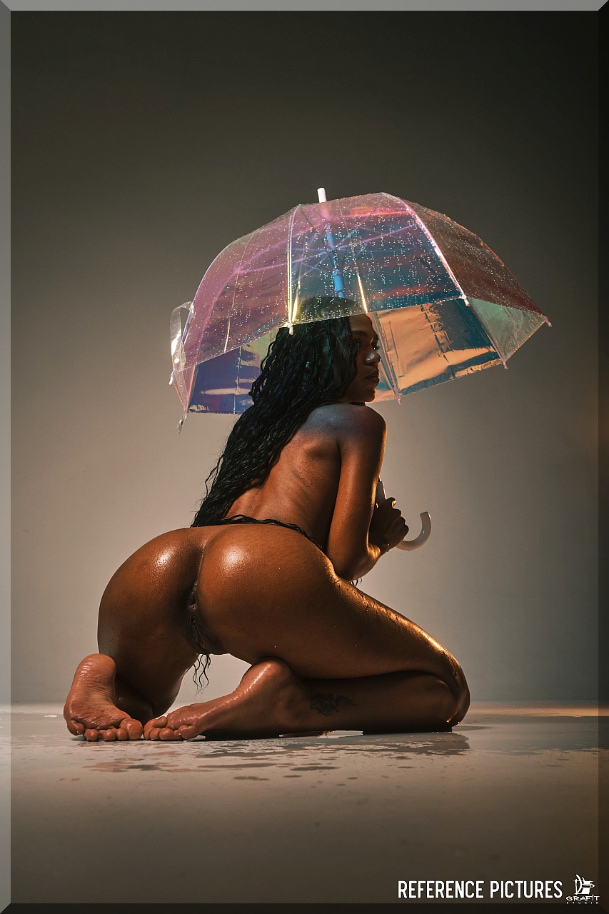 - 1300+ Visions of a Modern Goddess - Artistic Reference Pack