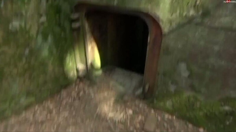 ViktoriaGoo - Immer, wenn ich den Bunker sehe [FullHD 1080P]  (MyDirtyHobby)