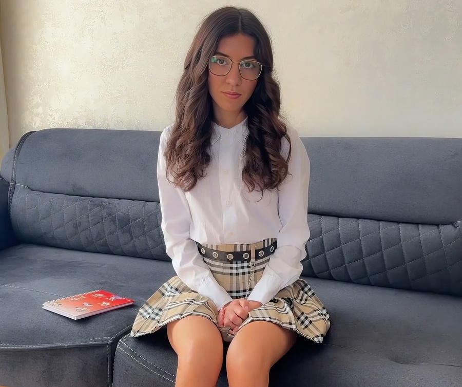 Katty West Girl Cant Pronounce Some Letters And Turns To a Professional Speech Therapist Who Fucks Her