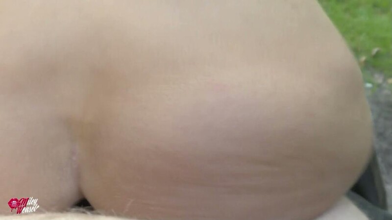 Miley-Weasel - Geiles Flittchen Im Park Erkannt Und Vollgespritzt [FullHD 1080P]  (MyDirtyHobby)