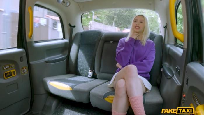 Vivian Lola - But I'm So Faithful And Loyal [HD 720p]