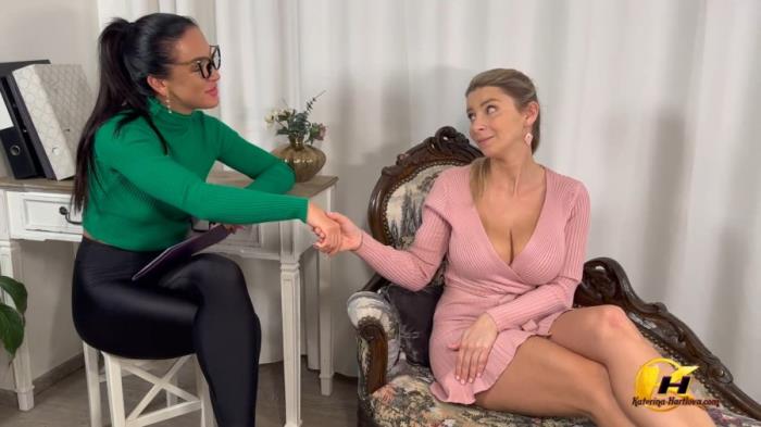 Katerina Hartlova, Zuzu Sweet - Zuzu Sweet My Couch make me Therapy and Huge Orgasm on her Gabinet [FullHD 1080p]
