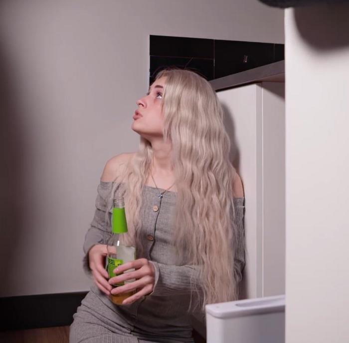 Belleniko - Stepuncle Kolya Caught Me [FullHD 1080p]