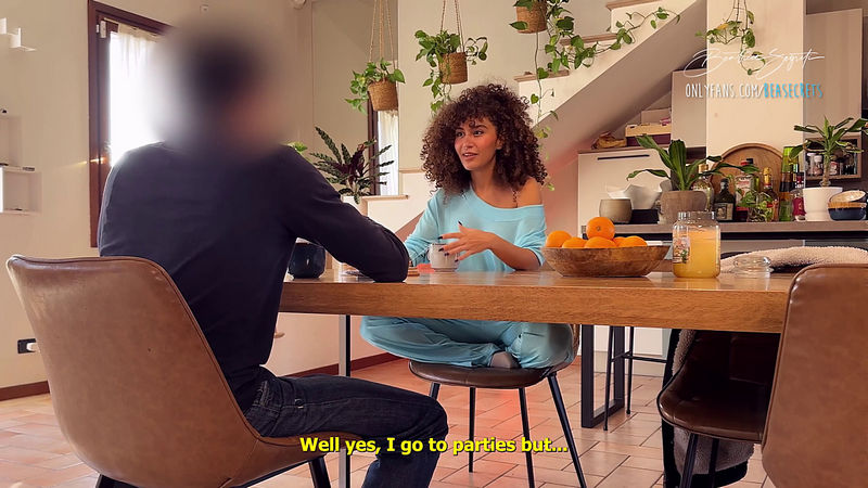 I FUCK MY VIRGIN NEIGHBOR, I SUCKED HIS COCK AND AFTER HE FUCKED ME, I WAS ALL WET Beatrice Segreti (Onlyfans) FullHD 1080p