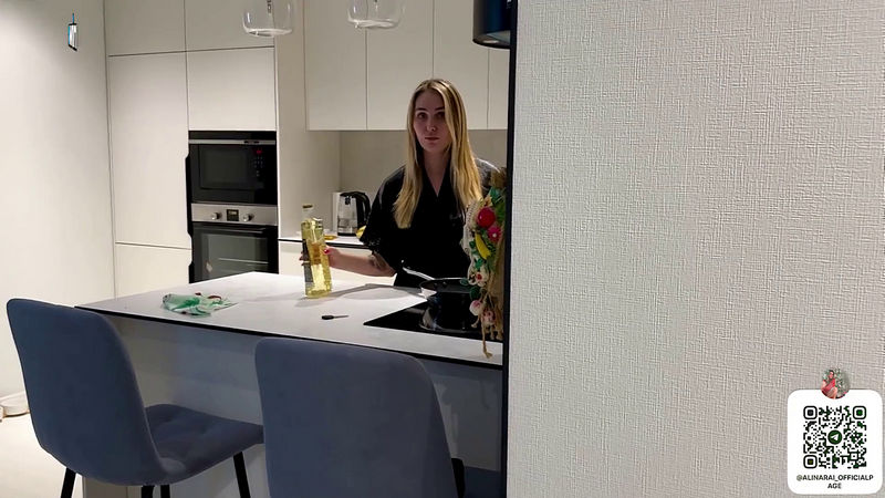 My Best Friend s Mom Fucked Me While My Friend Was Around Sasha Paradise [Onlyfans] (FullHD 1080p)