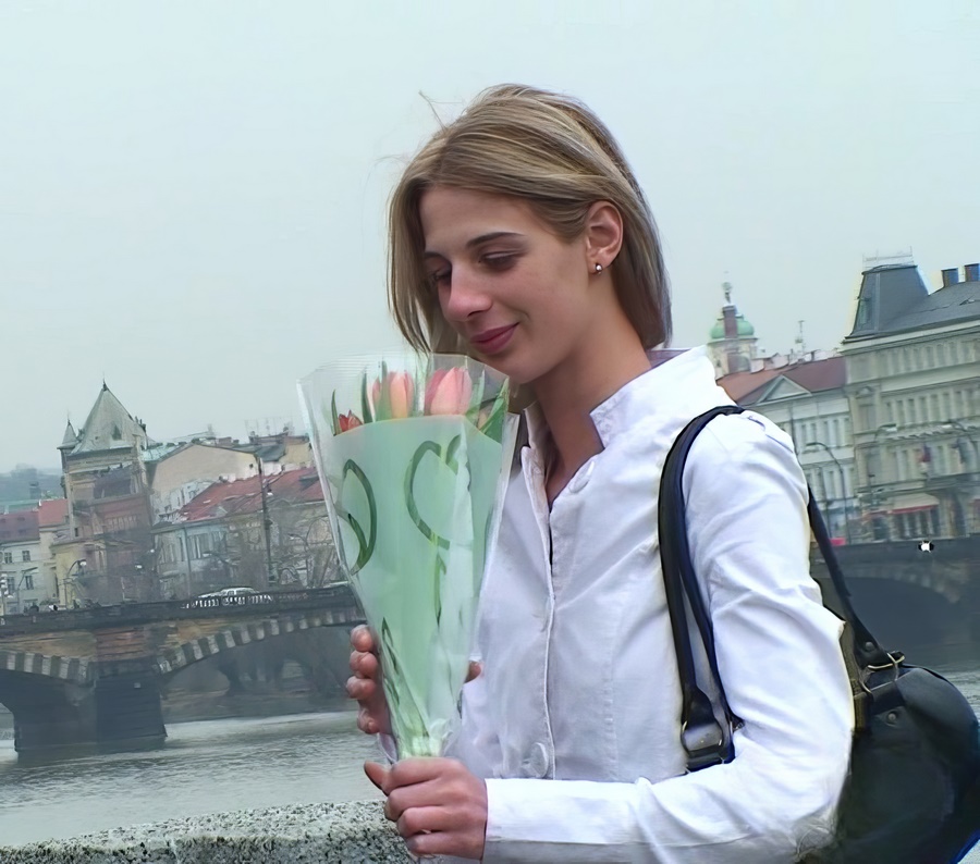 Mia Hilton Meet And Fuck On First Date