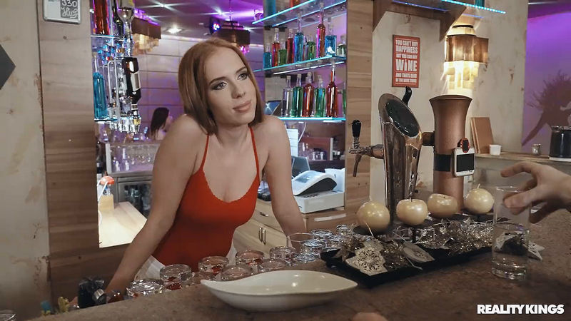 Barmaid Pickup : Holly Molly (RKPrime/RealityKings) FullHD 1080p Barmaid Pickup : Holly Molly (RKPrime/RealityKings) FullHD 1080p