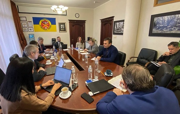 Гетманцев заявил о "сложных решениях" после встречи с МВФ