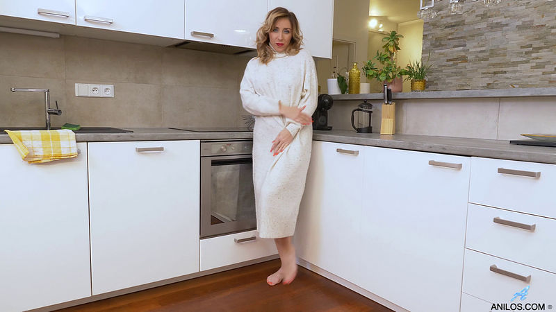 Eva Brown Naughty Housewife [Anilos] (FullHD 1080p)