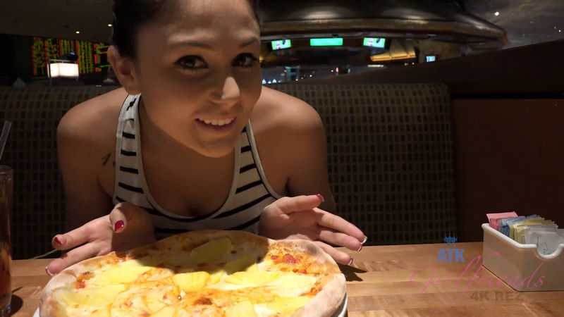ATKGirlfriends: Virtual Vacation Las Vegas 4/4: Ariana Marie (UltraHD/4K) - 2025