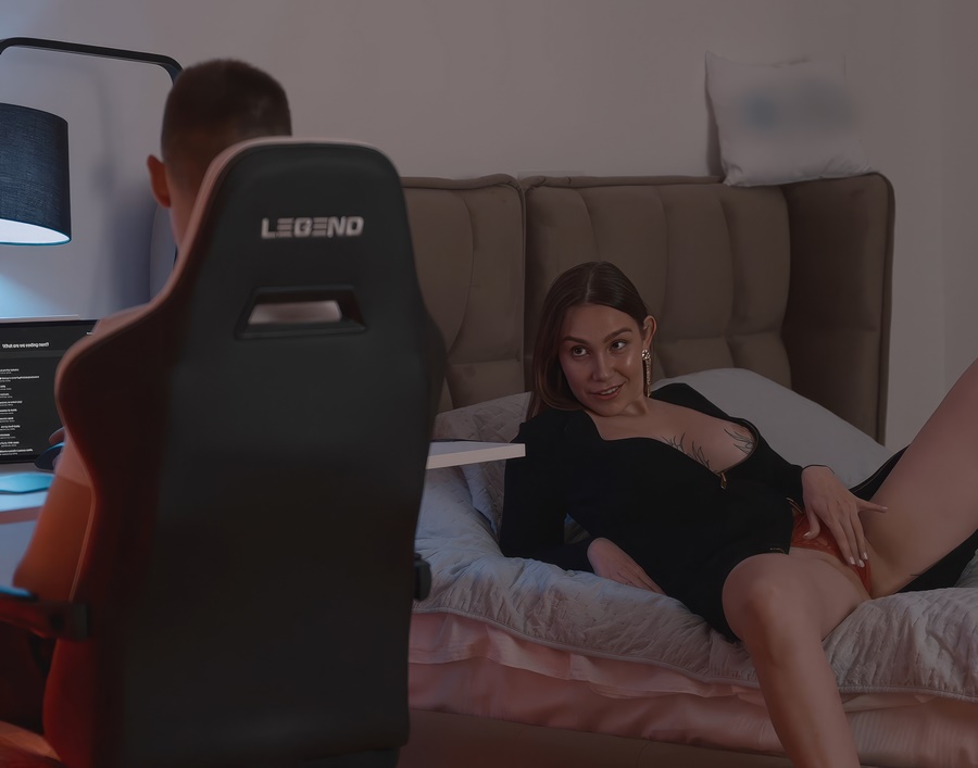 Kiss Cat Stepmom Seduces Stepson While Husband Away