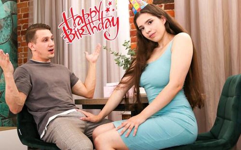 Molly Kit - Birthday Surprise [FullHD 1080P]  (ClubSweethearts)