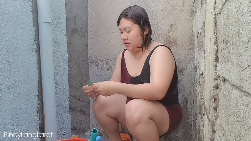 Filipina Taking a Bath Outside The House Got Fuck PinoyKangkarot (FullHD 1080p) - onlyfans - [2025]