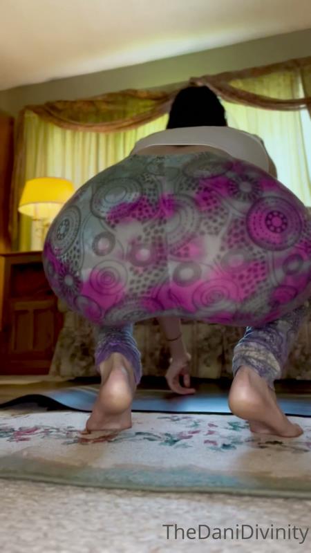 Dani Divinity aka thedanidivinity in clip Have you ever fetishized being stupid If you haven't, you're missing out. Try it n [FullHD 1080P]