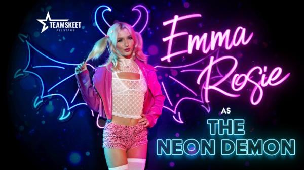 Emma Rosie - December Spotlight: Not Even Neon Demons Are As Freaky As Emma Rosie [FullHD 1080p]