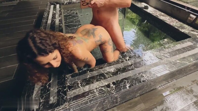 MaraWalks - ÄRGER wegen Hotel-Quicky im POOL [FullHD 1080P]  (MyDirtyHobby)