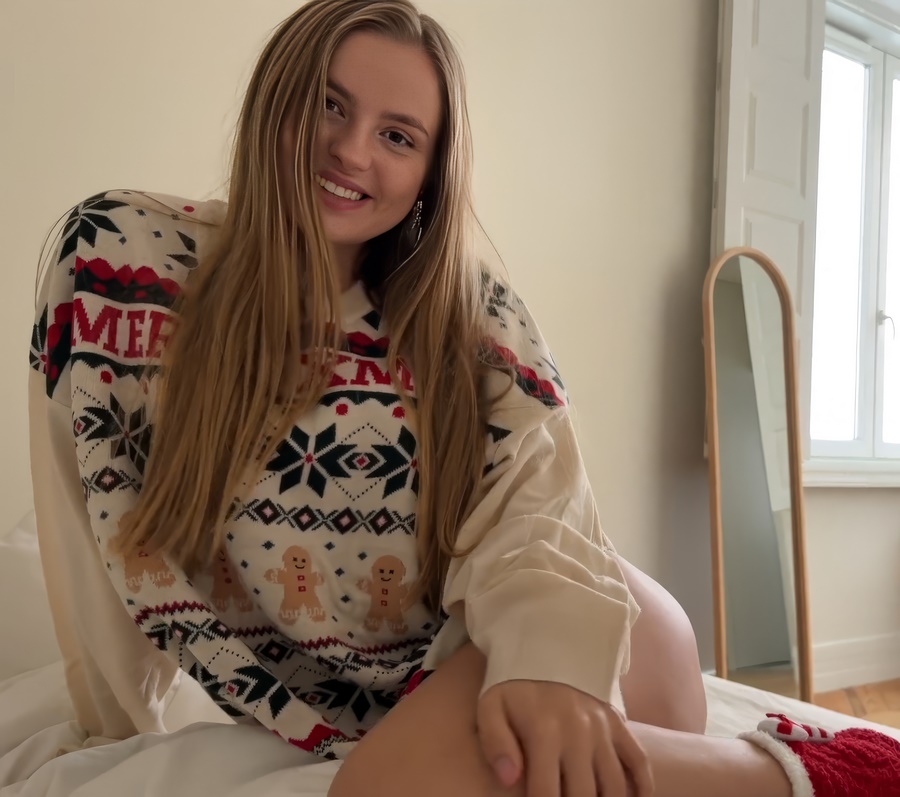 Mira David Make Your Christmas Wish Cum In My Pussy