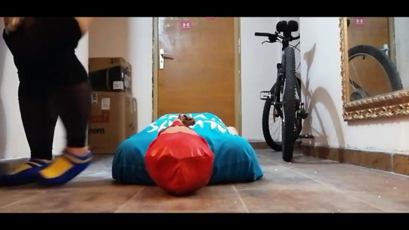 Pig sent home after stroking with brown [SD 768P]